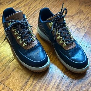 Nike Lunar Force 1 Duck boot low - Like new condition